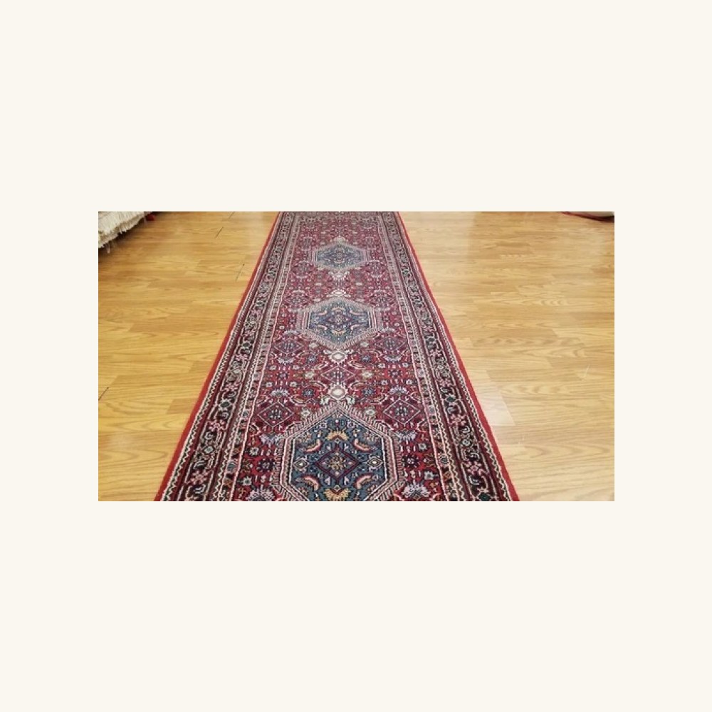 2.6 x 10 Red & Navy Indo Hand Knotted Wool Oriental rug