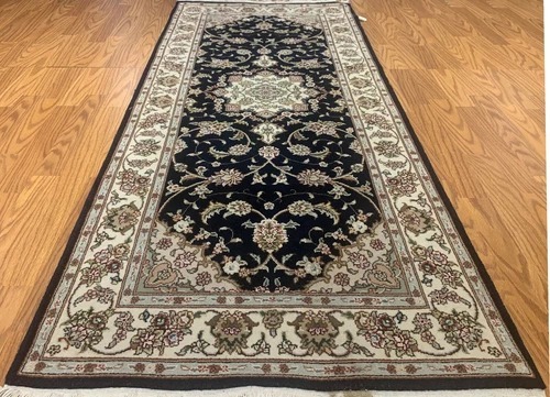 2.6 x 6 Fine Hand knotted Wool and Silk Runner